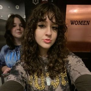 Meet your Posher, Francesca